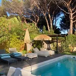 Bed and Breakfast La Vagabonde 4*