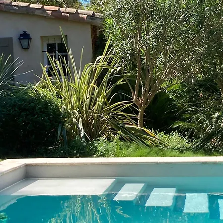 La Vagabonde ベッド・アンド・ブレックファスト 4*