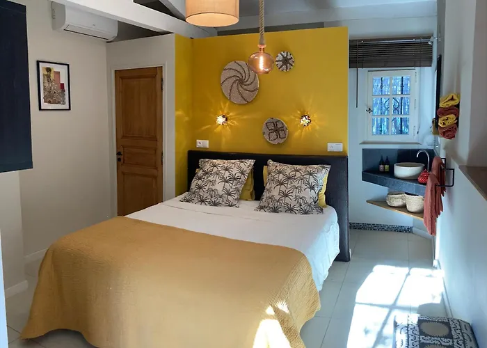 Bed and breakfast La Vagabonde 4*